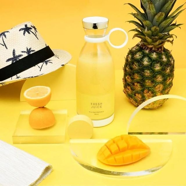 Portable Mini Blender — Rechargeable Juice & Smoothie Bottle