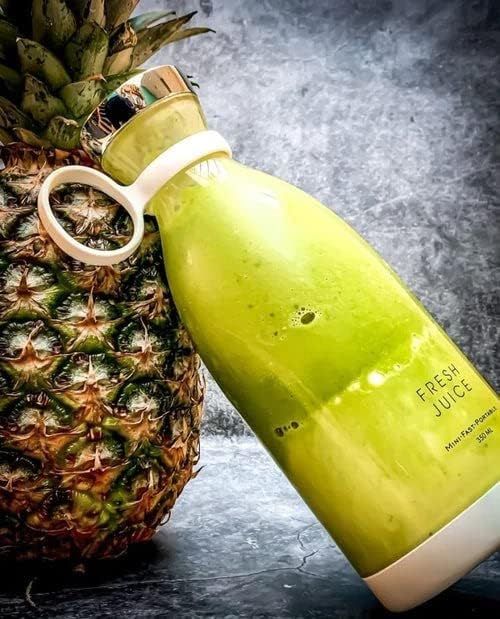 Portable Mini Blender — Rechargeable Juice & Smoothie Bottle